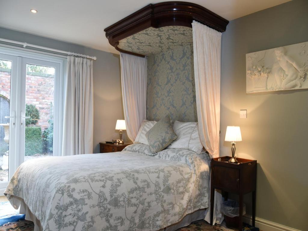 Manor Farm Egerton Bed & Breakfast Malpas  Екстериор снимка